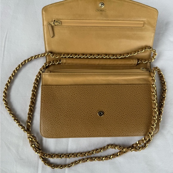 CHANEL Caviar Honey Leather WOC - Picture 8 of 13